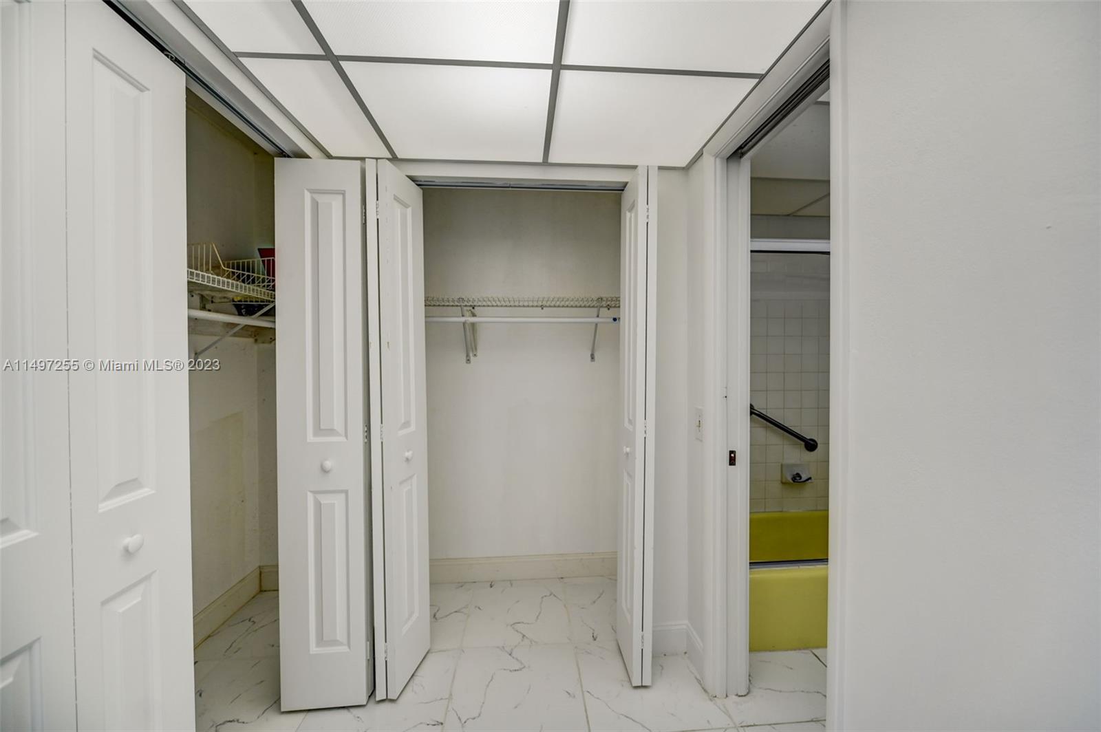 329 SE 3rd St # 301S