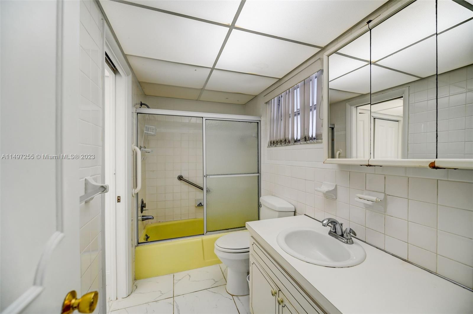 329 SE 3rd St # 301S