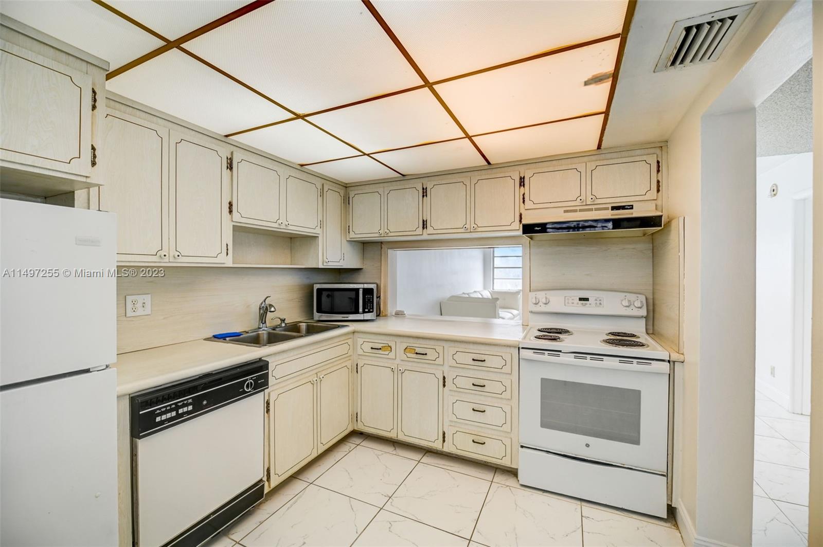 329 SE 3rd St # 301S