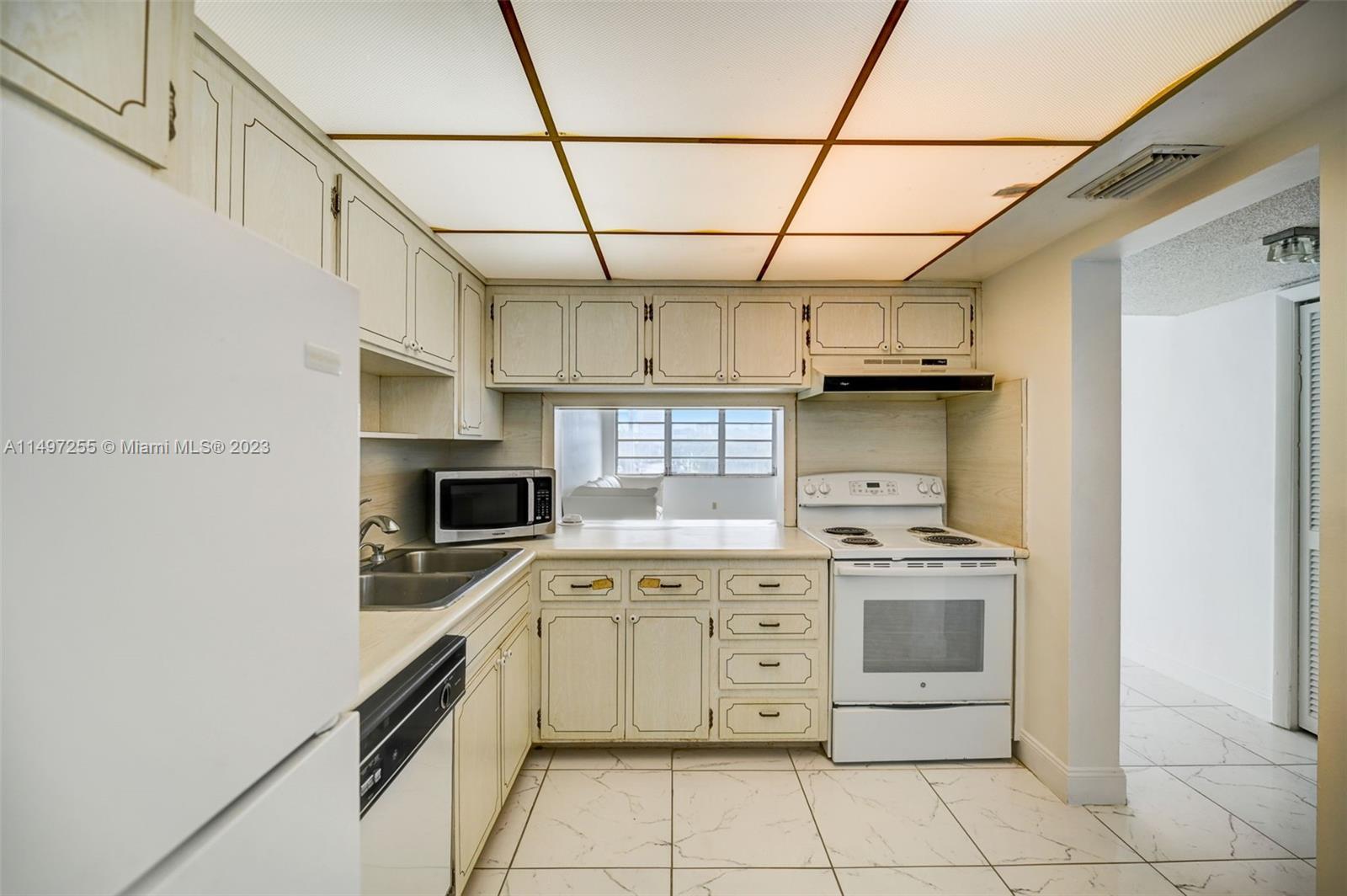 329 SE 3rd St # 301S