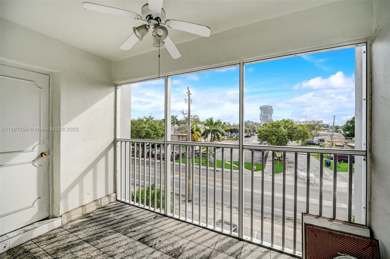 329 SE 3rd St # 301S