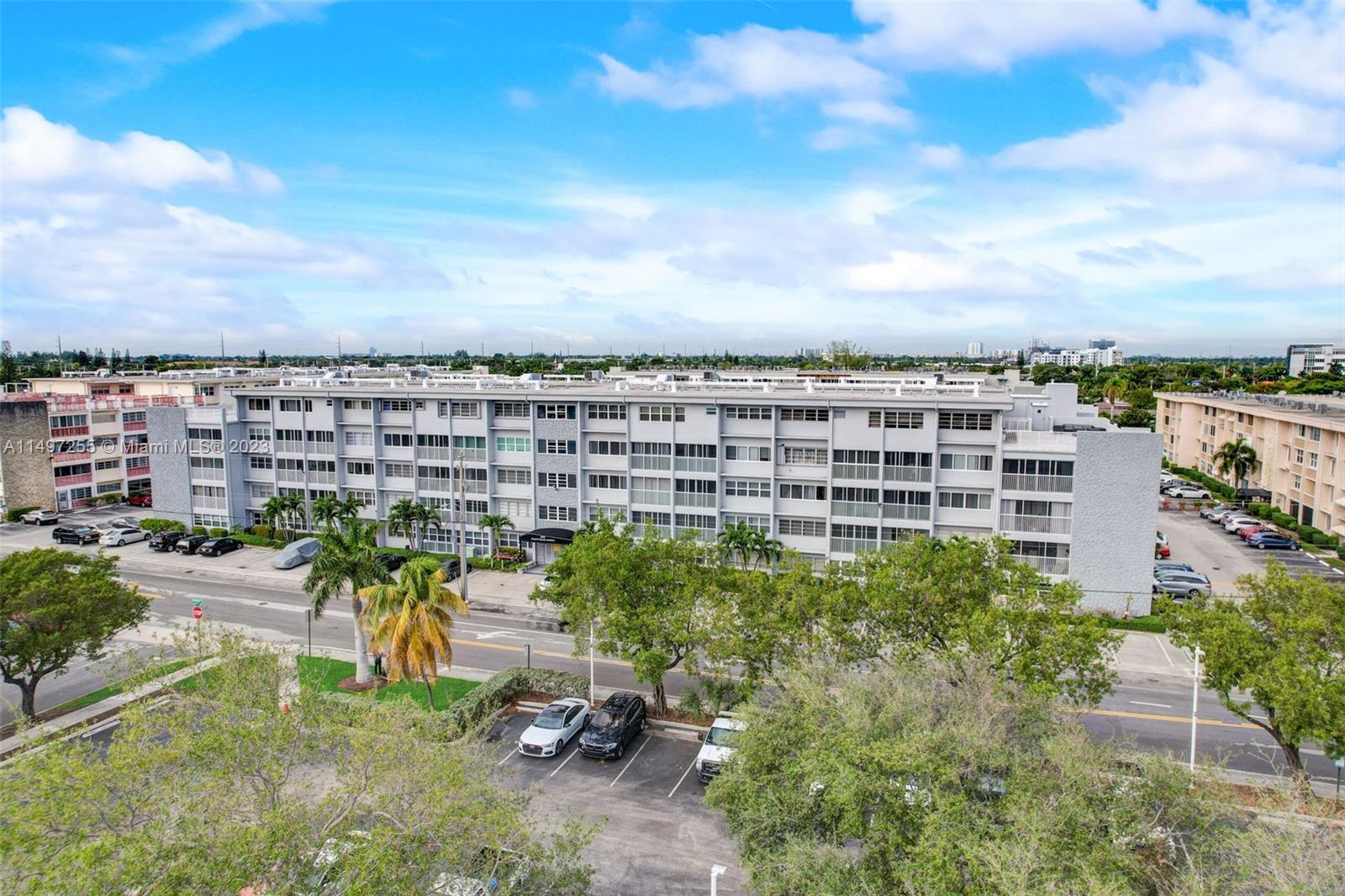 329 SE 3rd St # 301S