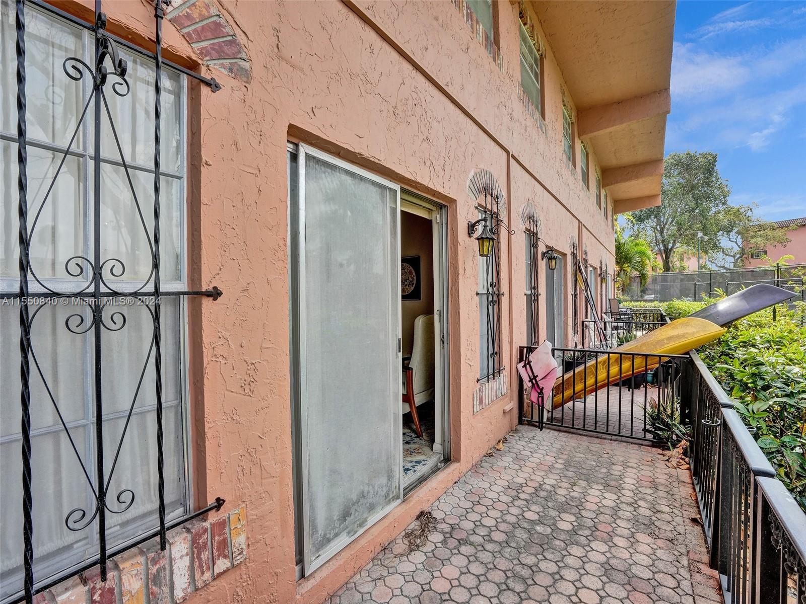 620 Tennis Club Dr # 107