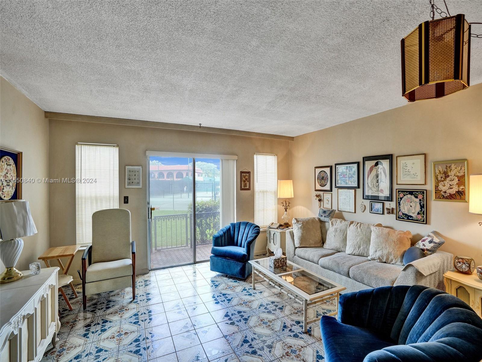 620 Tennis Club Dr # 107