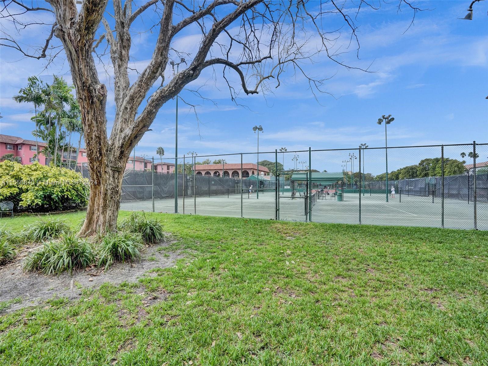 620 Tennis Club Dr # 107
