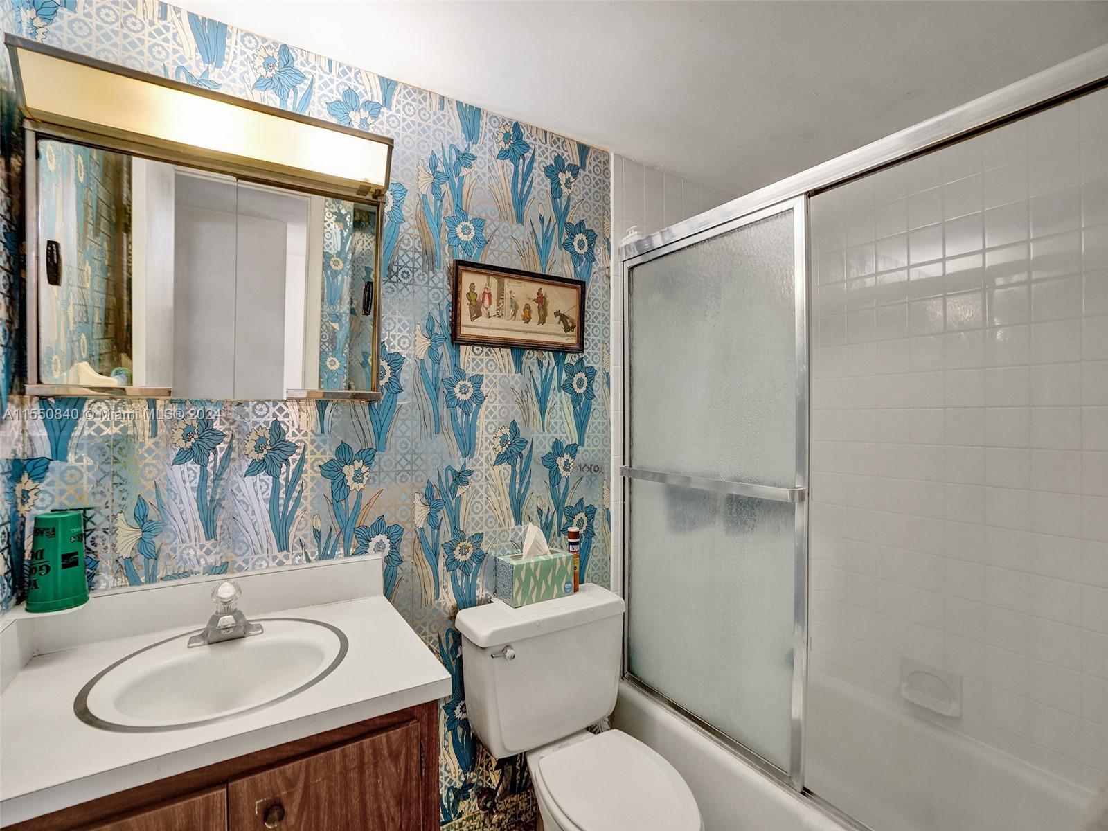 620 Tennis Club Dr # 107