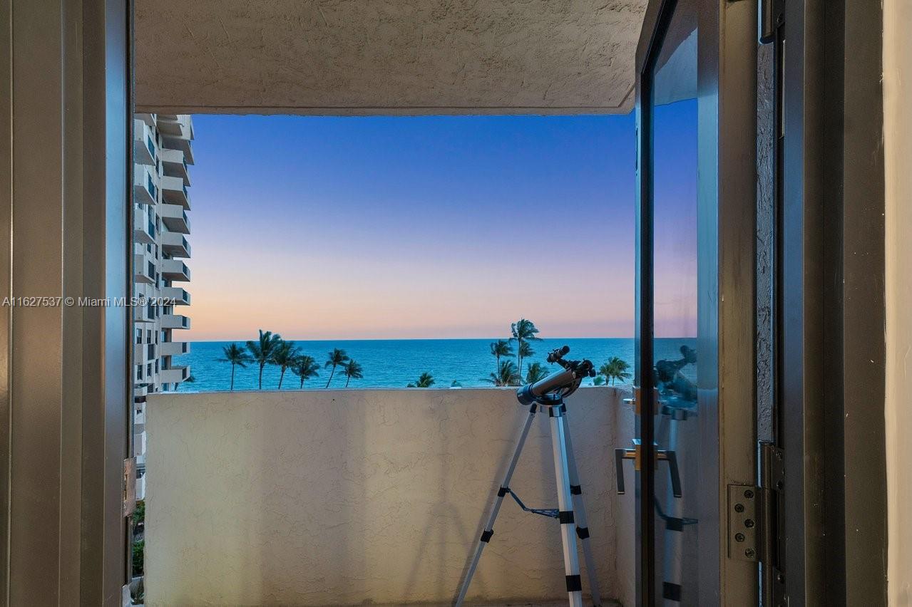 4900 N Ocean Blvd # 711