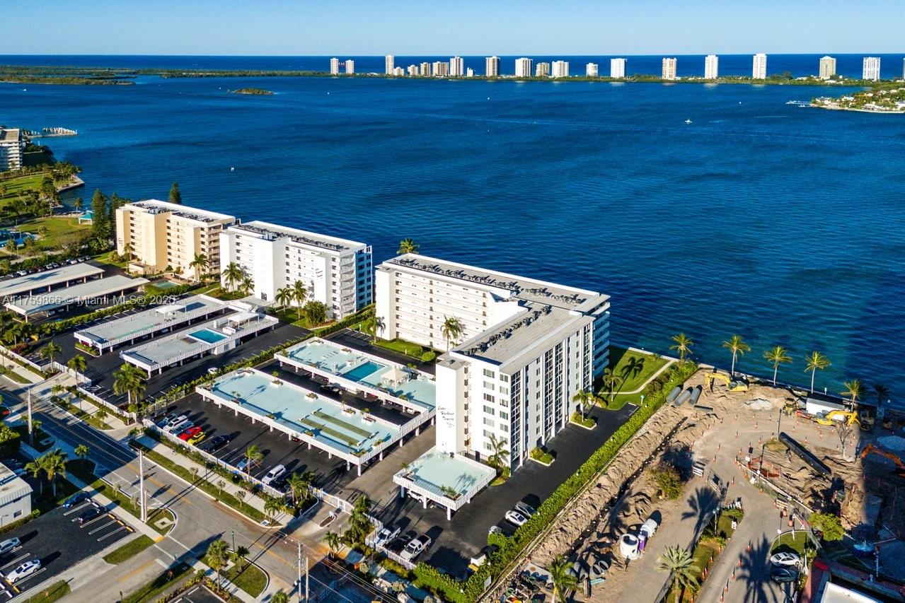 301 Lake Shore Dr # 106