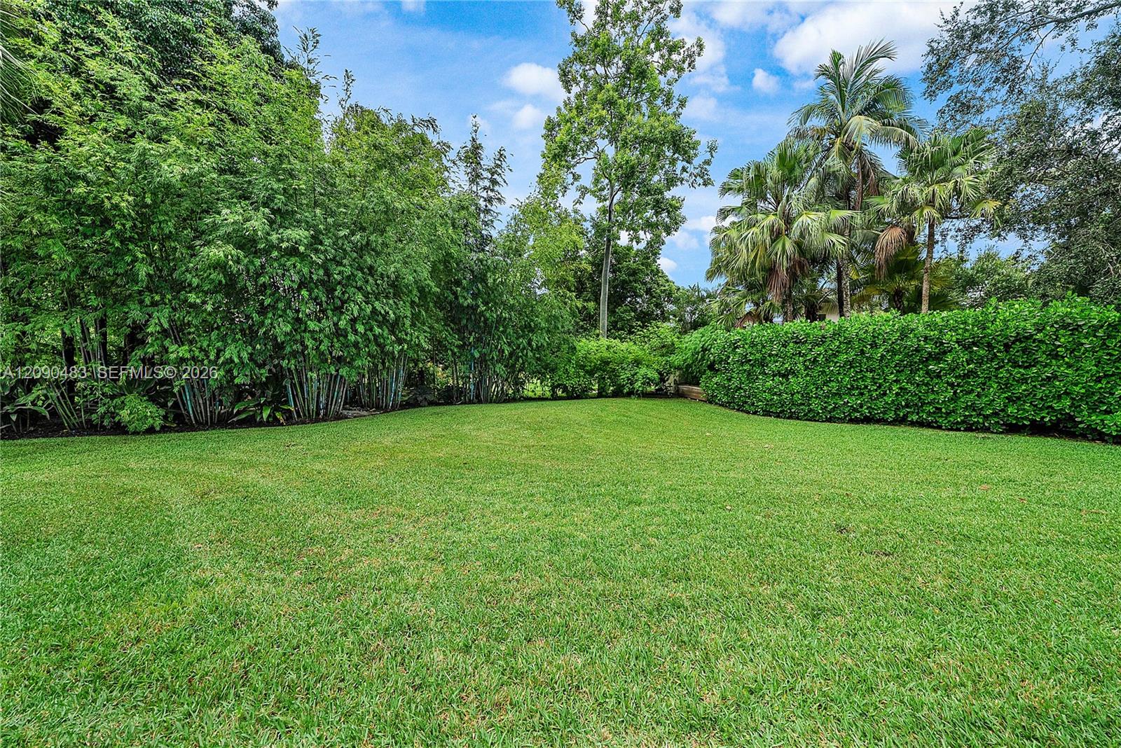 12466 Quercus Ln
