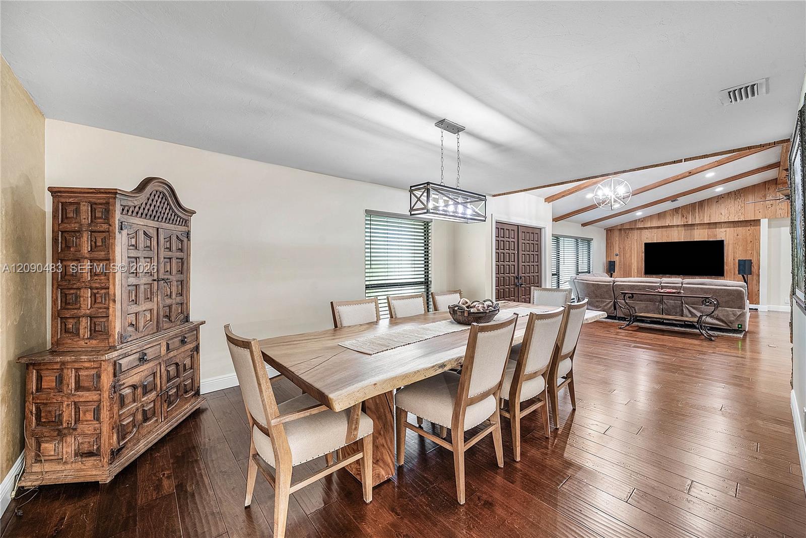 12466 Quercus Ln