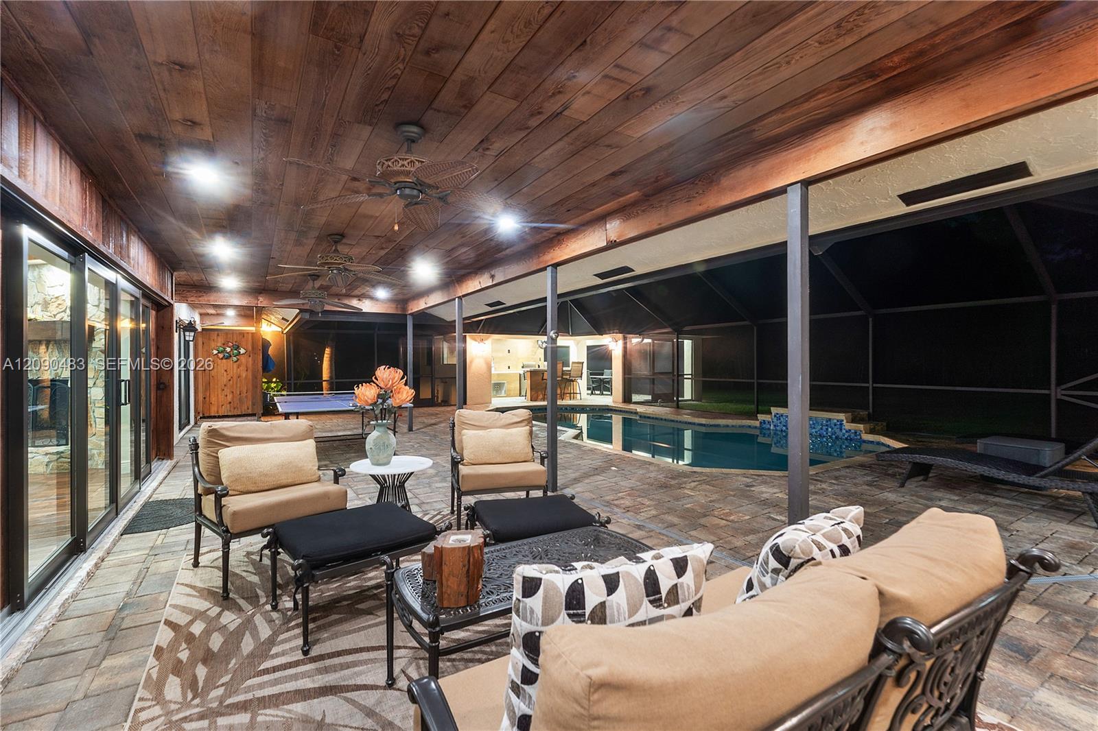 12466 Quercus Ln