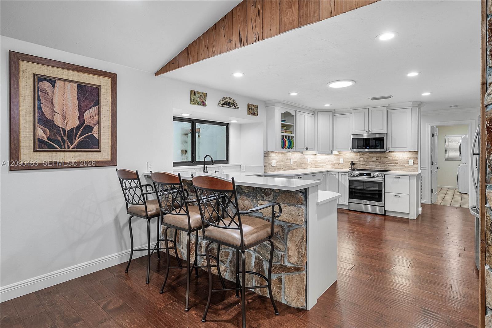 12466 Quercus Ln