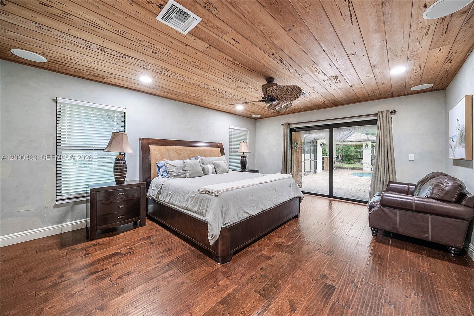 12466 Quercus Ln