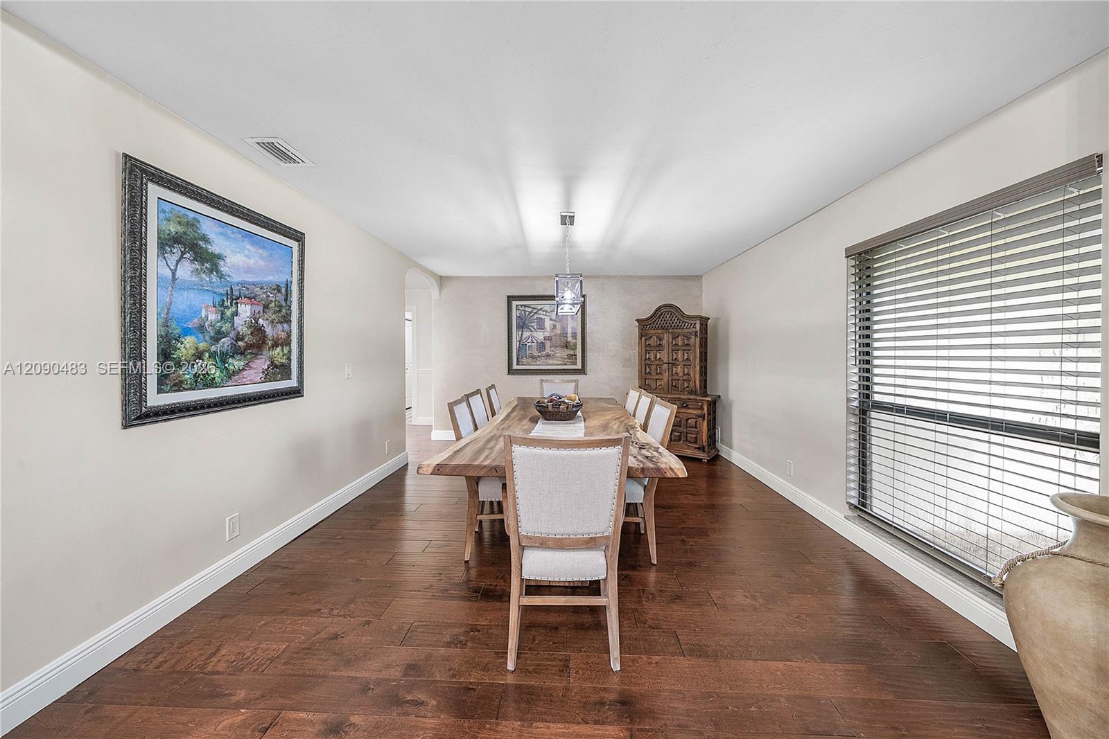 12466 Quercus Ln