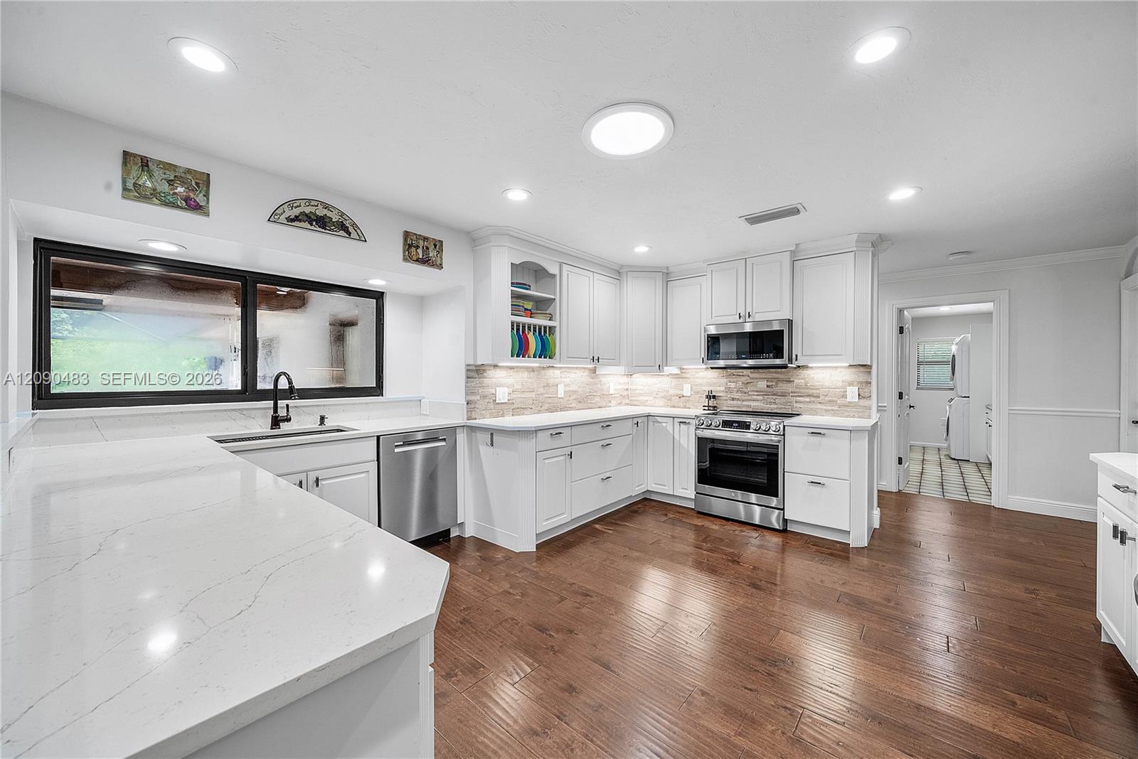 12466 Quercus Ln