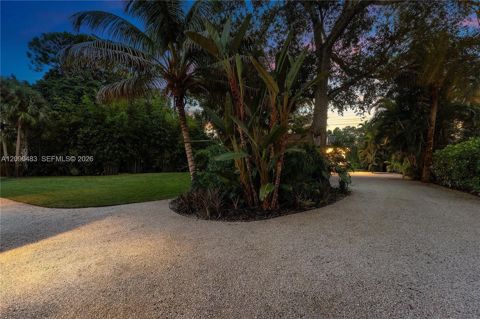 12466 Quercus Ln