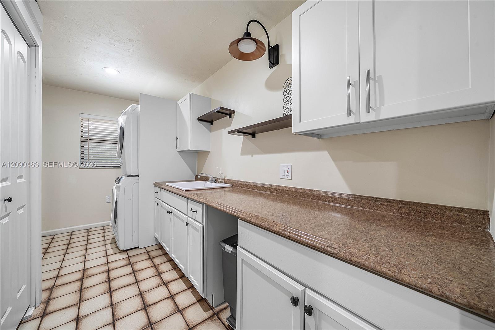 12466 Quercus Ln