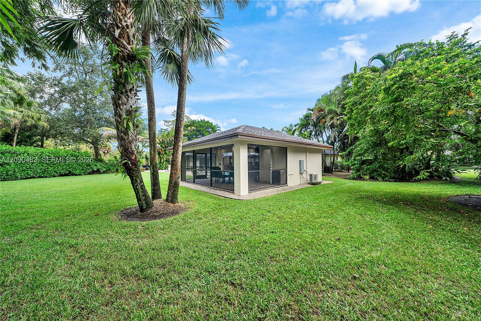 12466 Quercus Ln