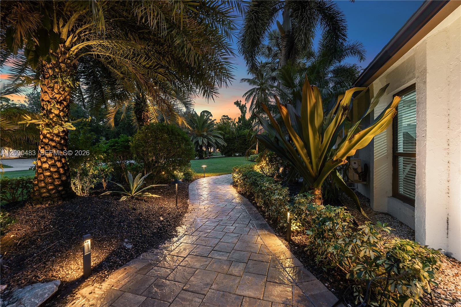 12466 Quercus Ln