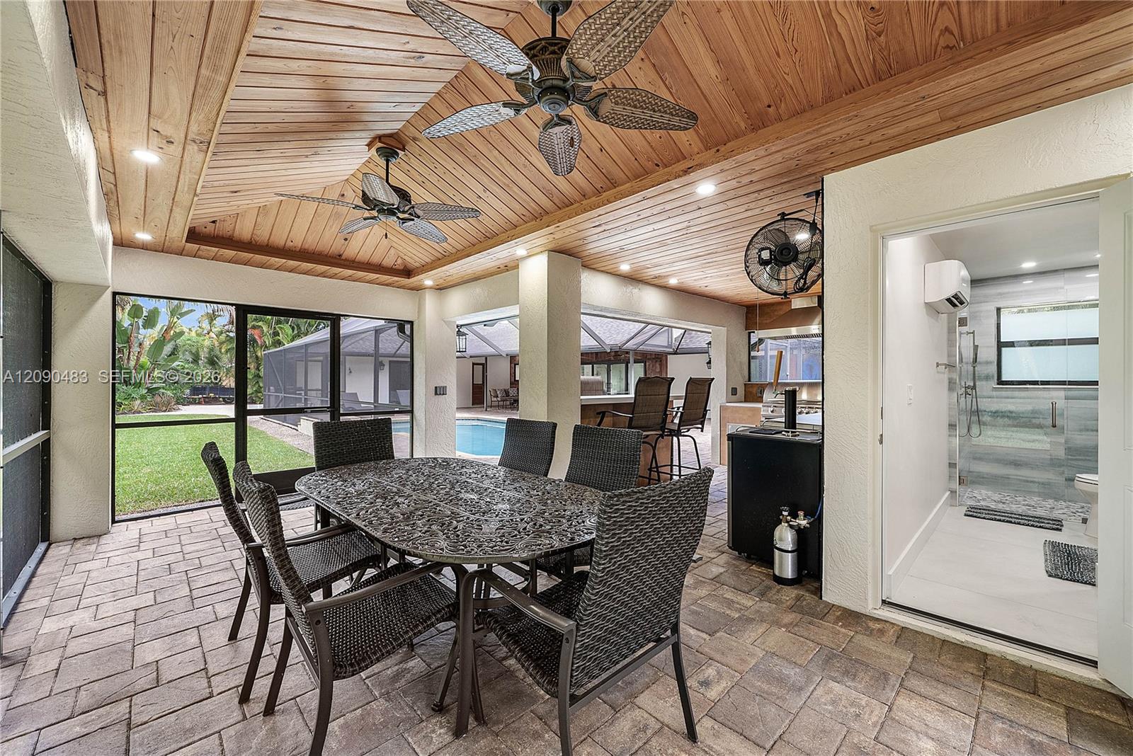 12466 Quercus Ln