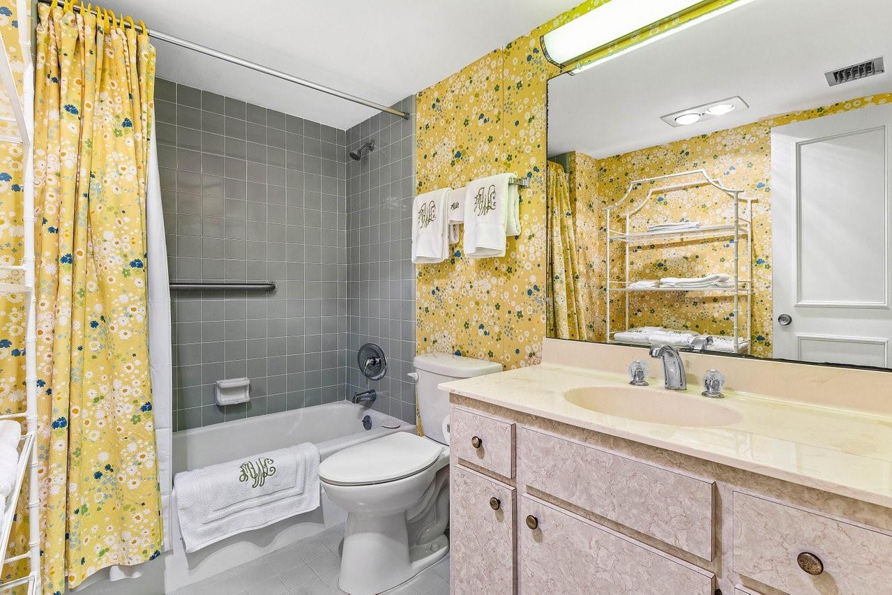 4475 N Ocean Blvd 31J