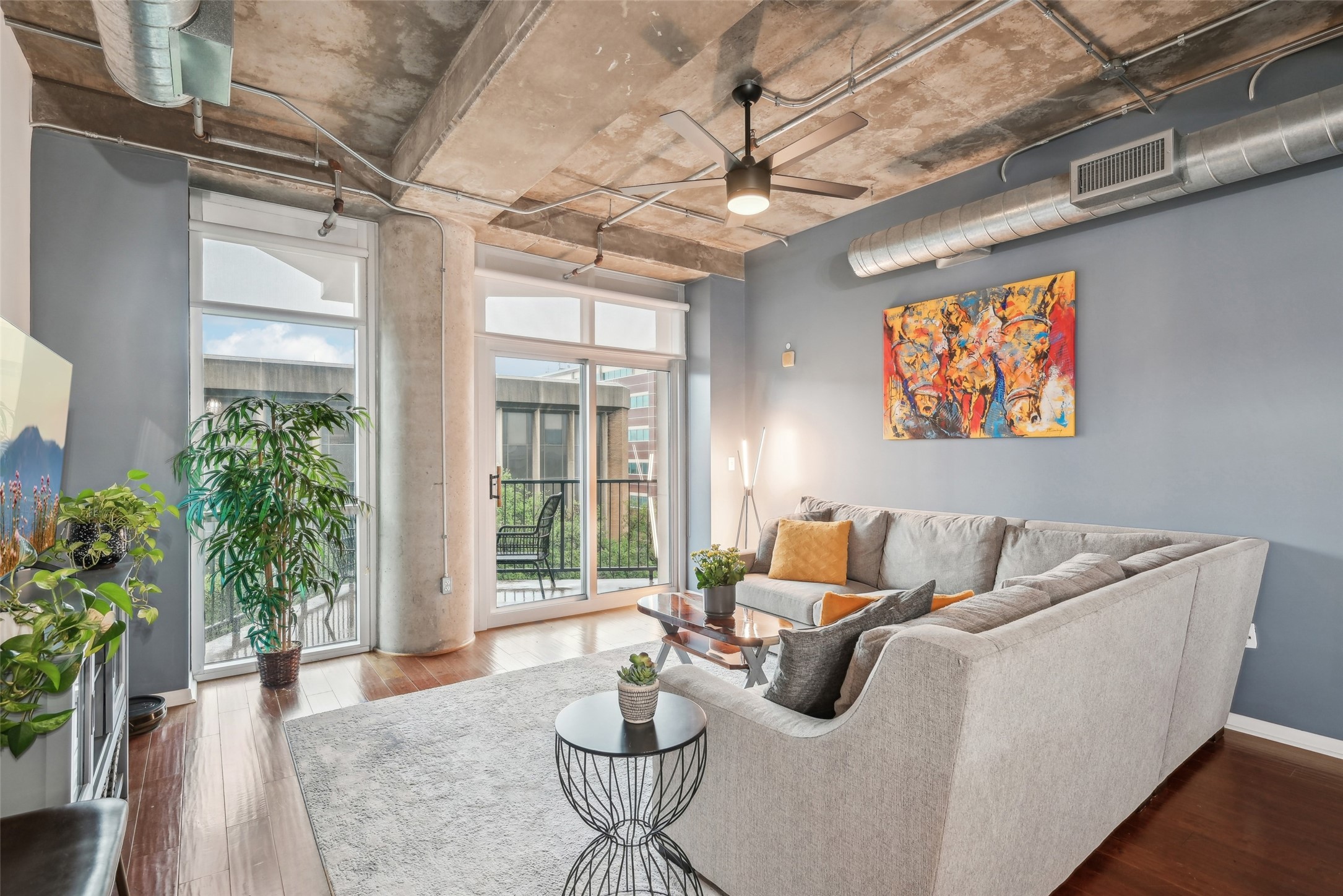 1001 Belleview Street 403