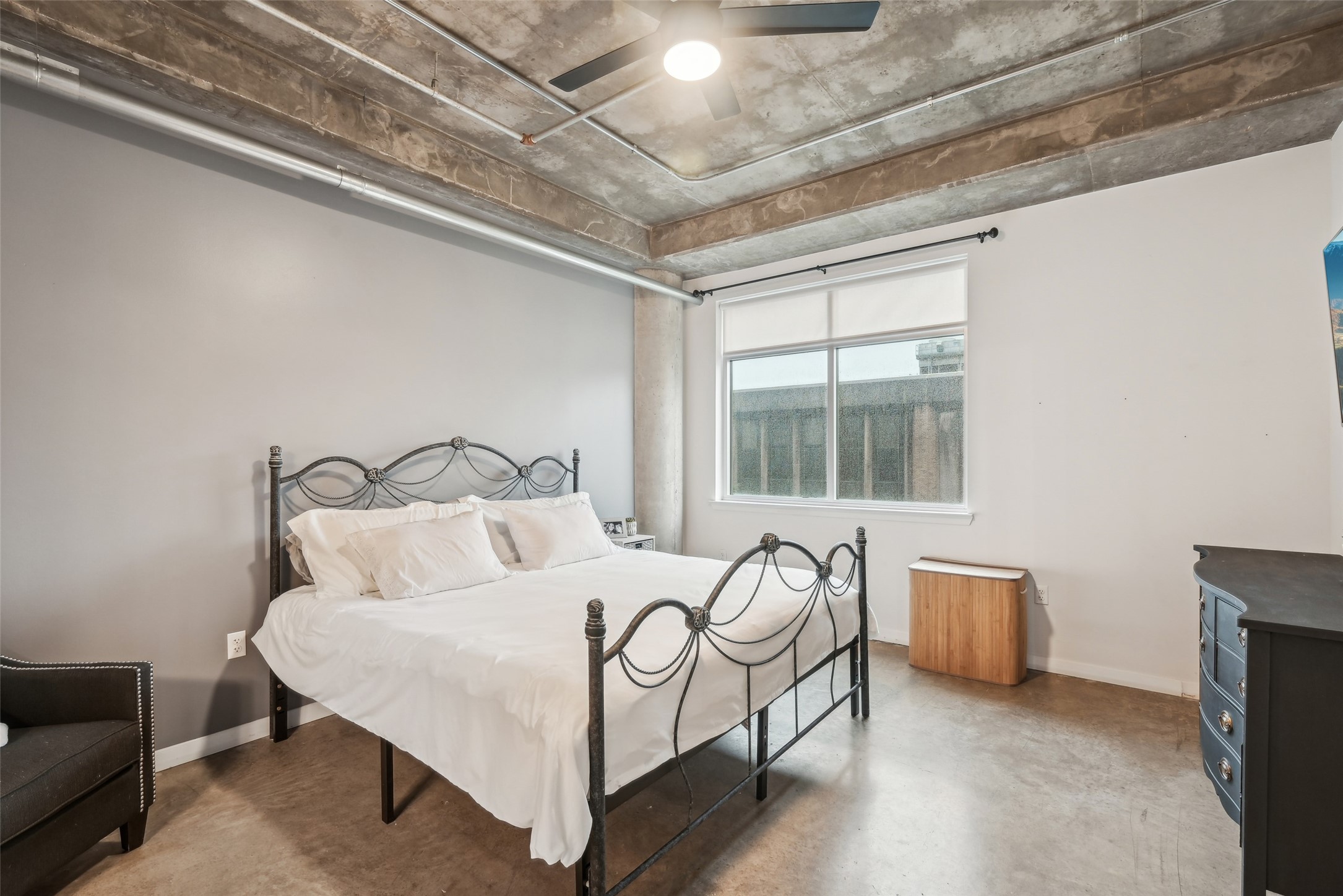 1001 Belleview Street 403