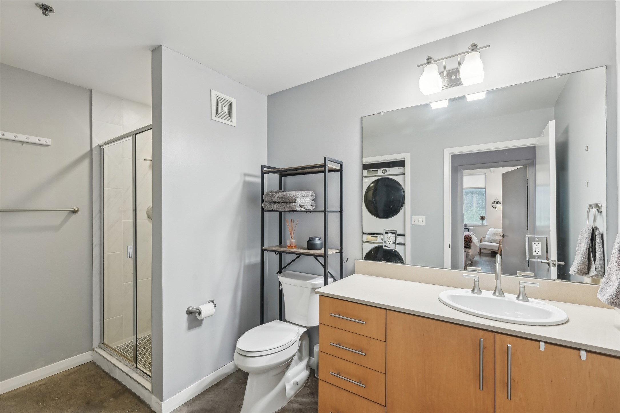 1001 Belleview Street 403