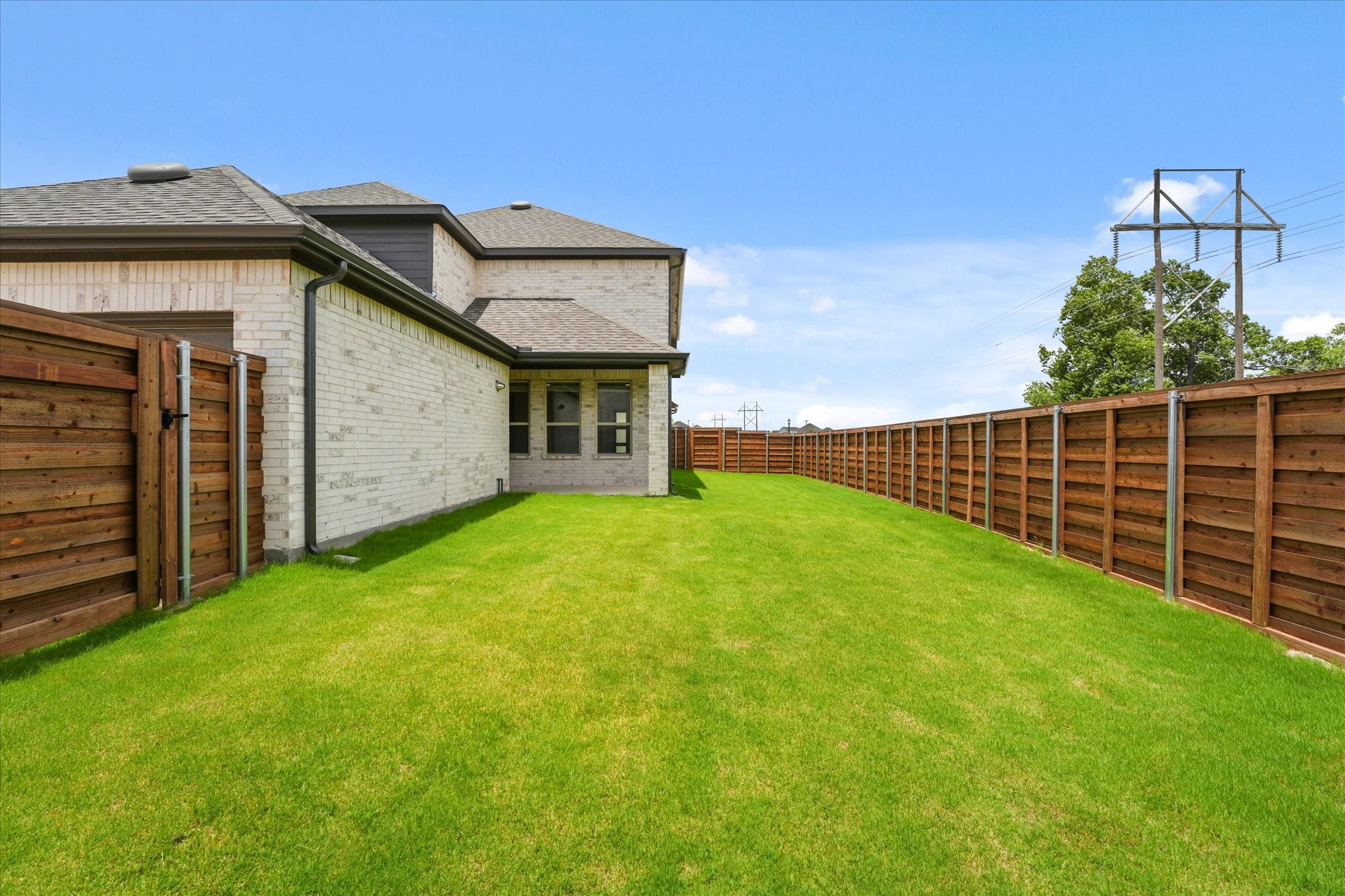 1900 Twisted Tree Lane