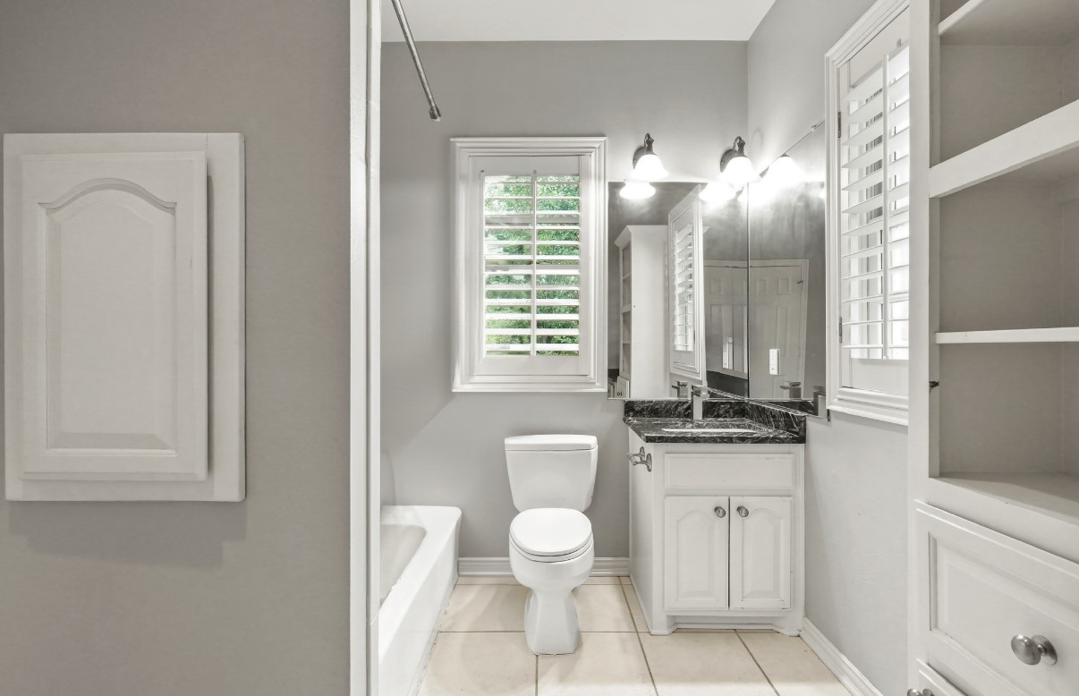 11911 Edgestone Road