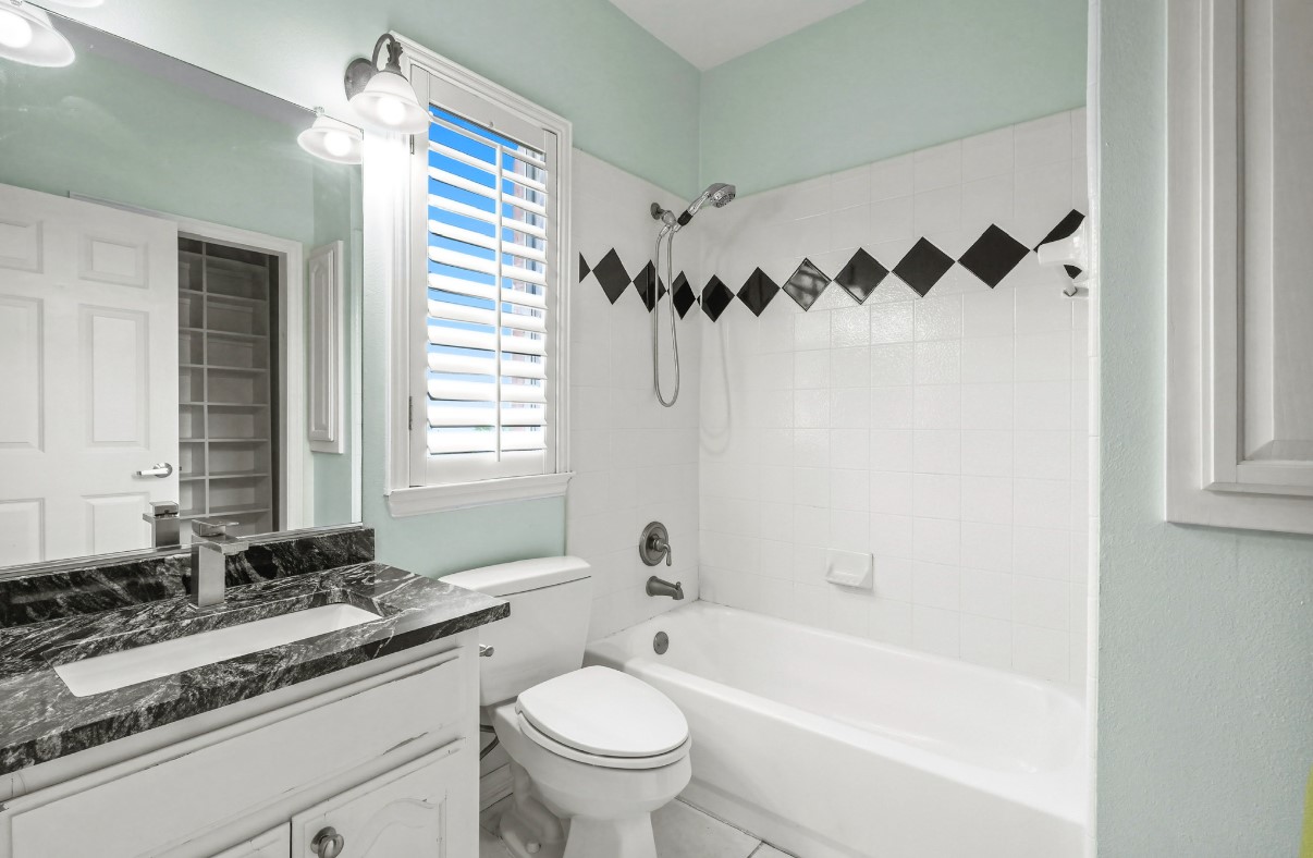 11911 Edgestone Road