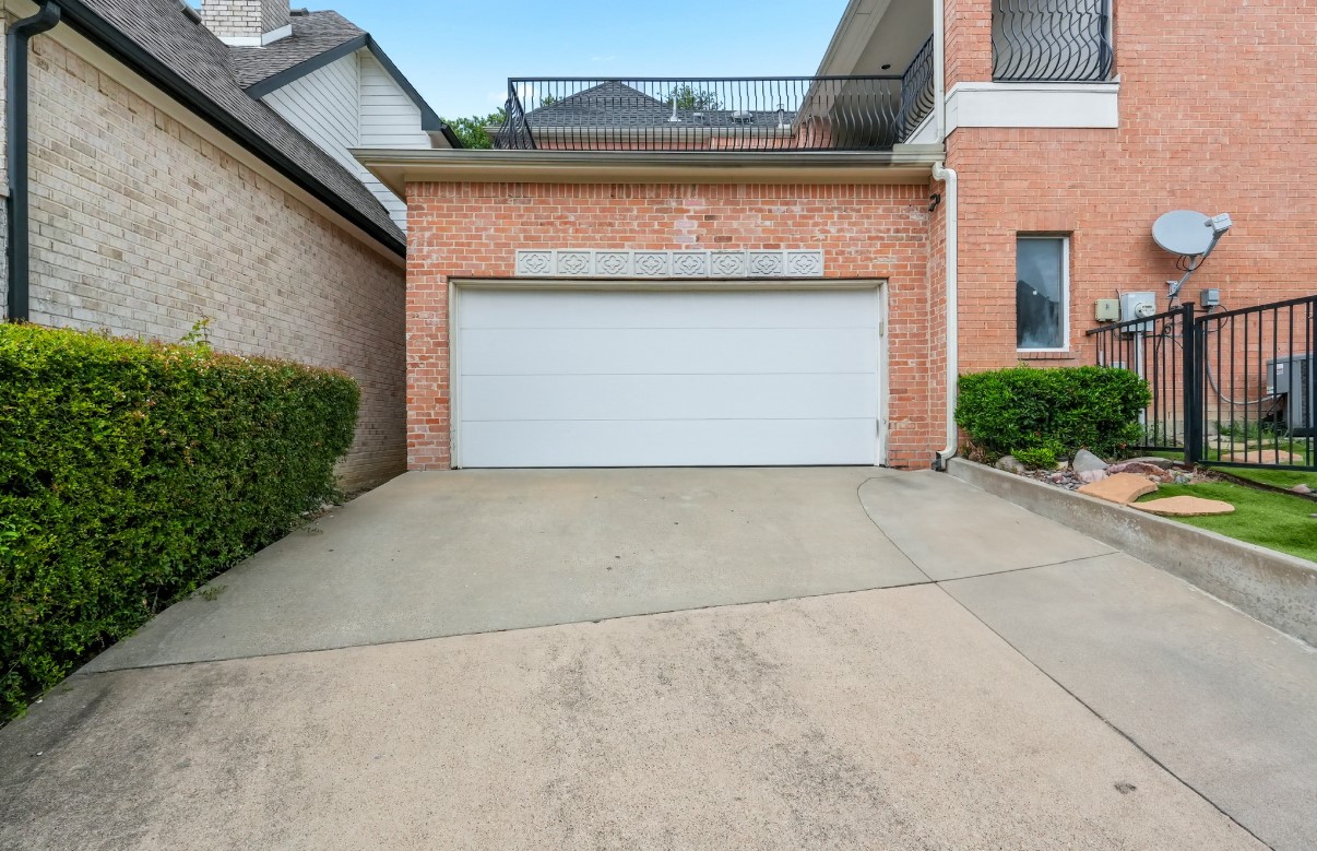 11911 Edgestone Road