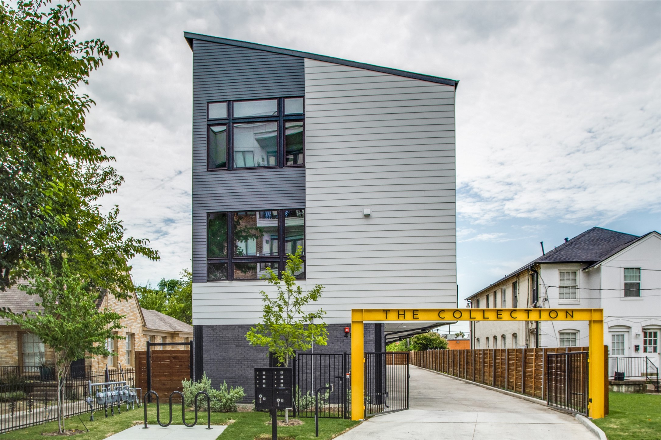 4908 Manett Street 104