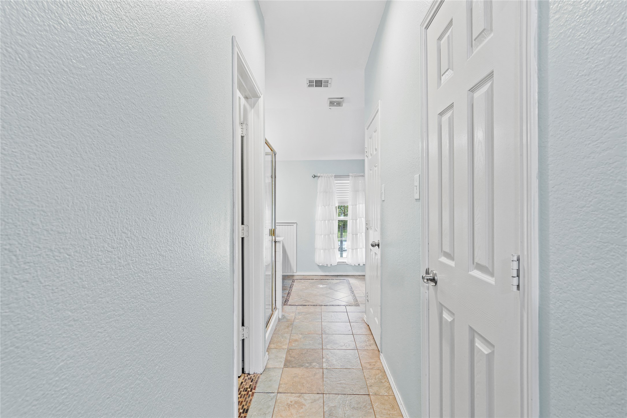 4817 Carolwood Drive