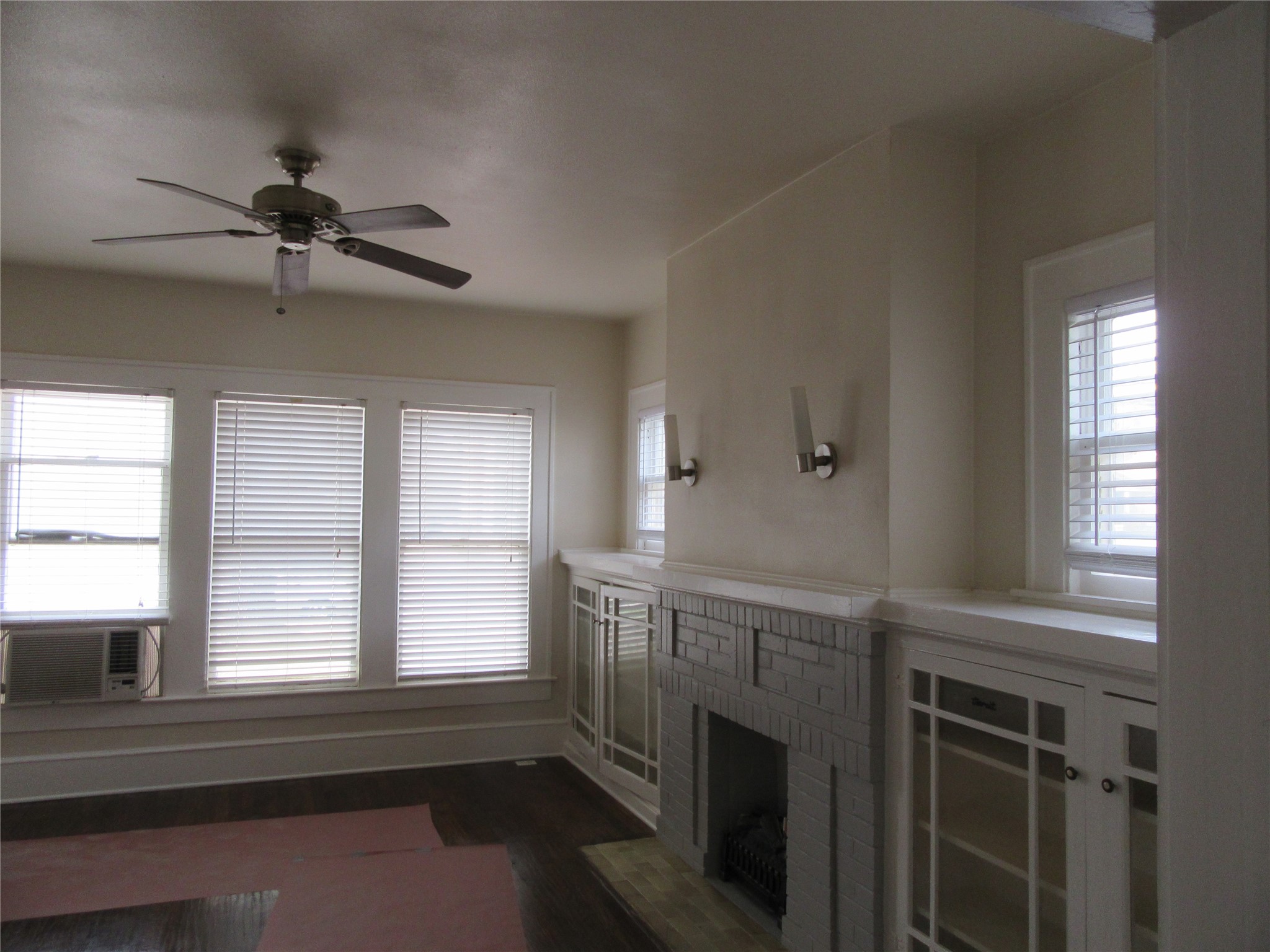 5602 Tremont Street 1