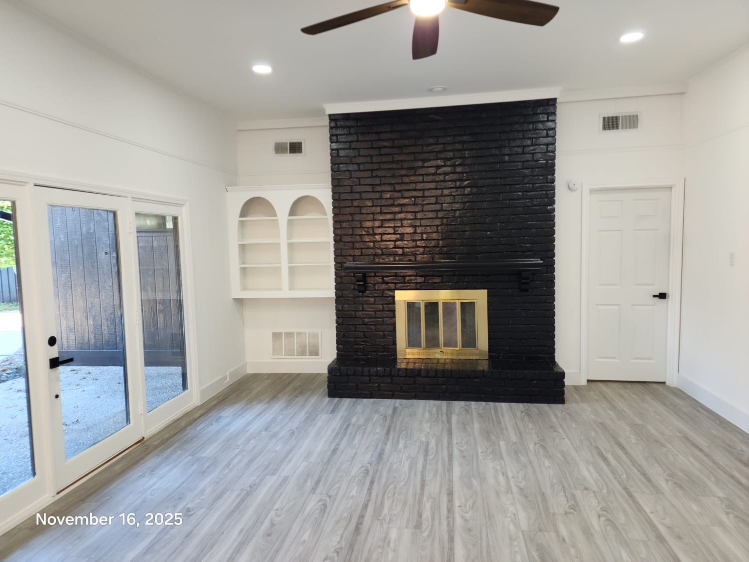 1109 E Berkeley Drive