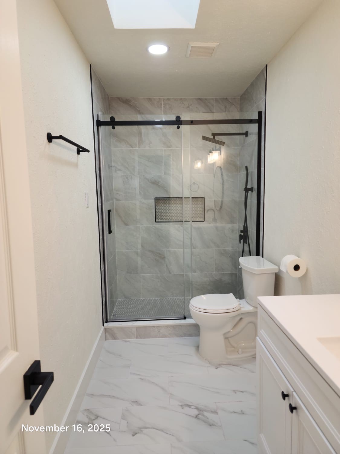 1109 E Berkeley Drive