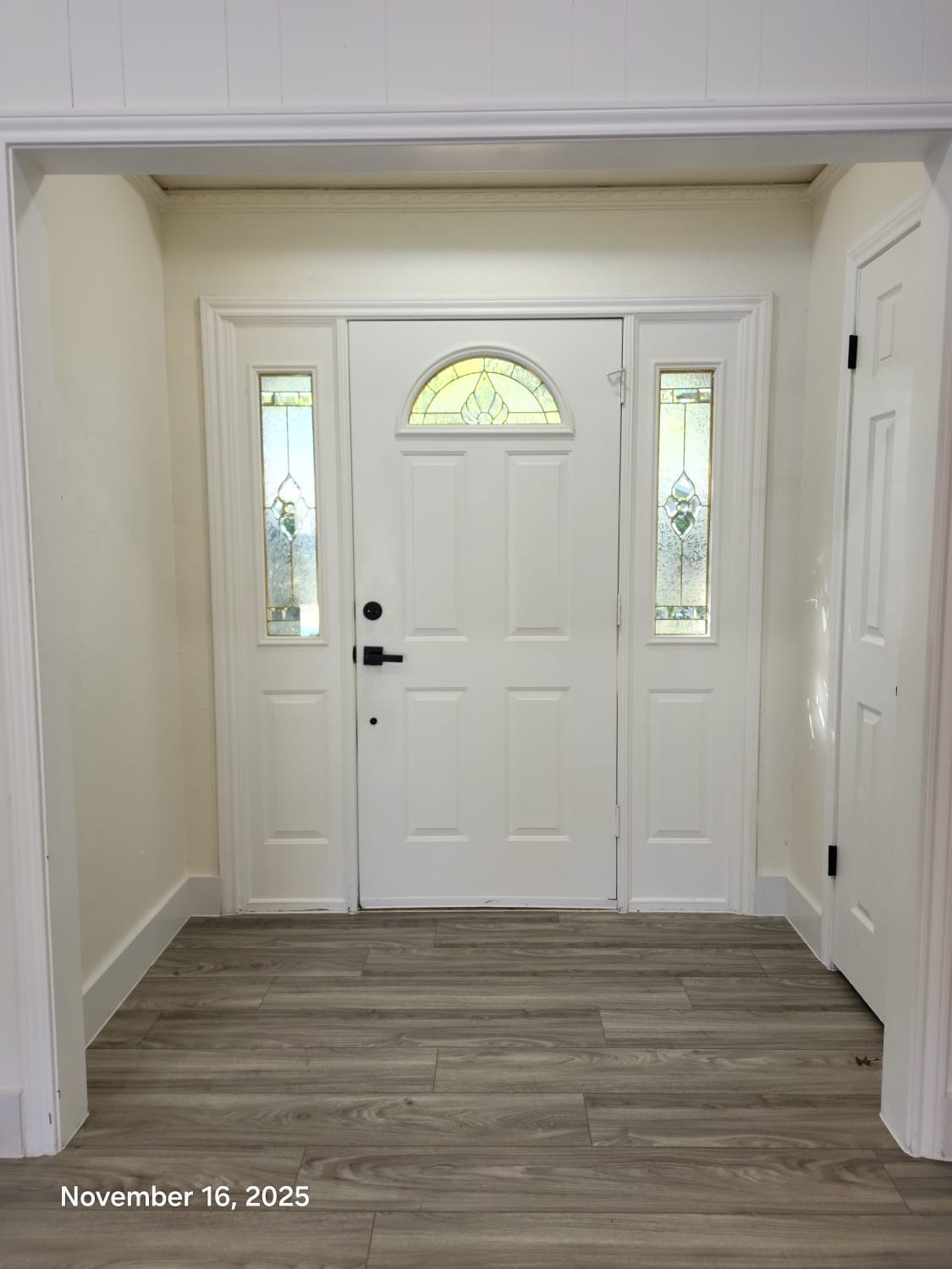 1109 E Berkeley Drive