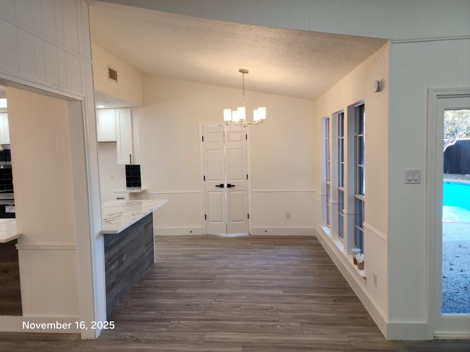 1109 E Berkeley Drive