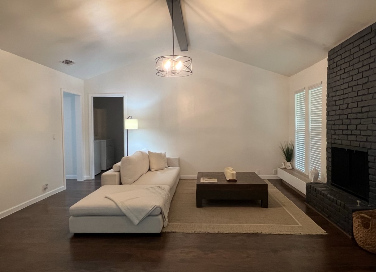 1831 Kensington Drive