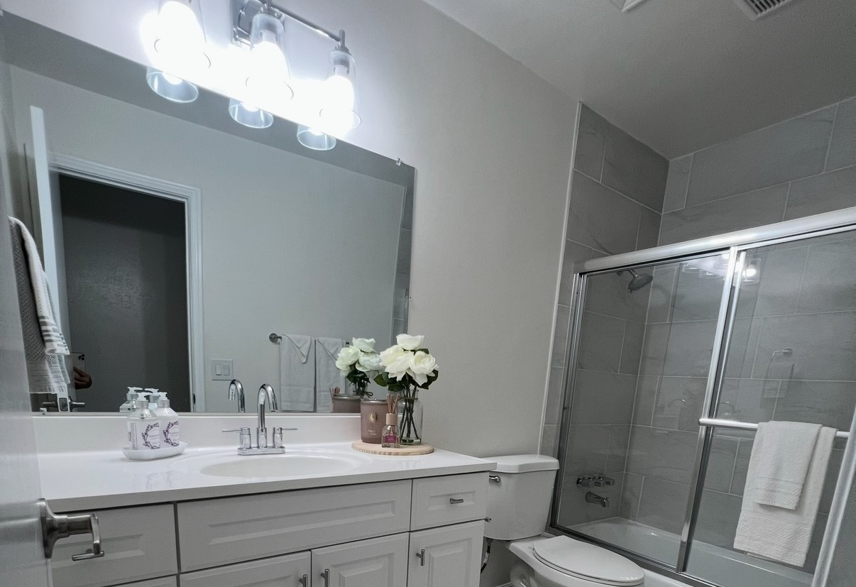 1831 Kensington Drive