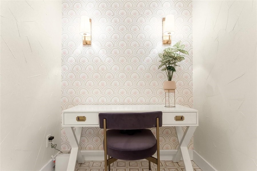 4132 Pershing Avenue