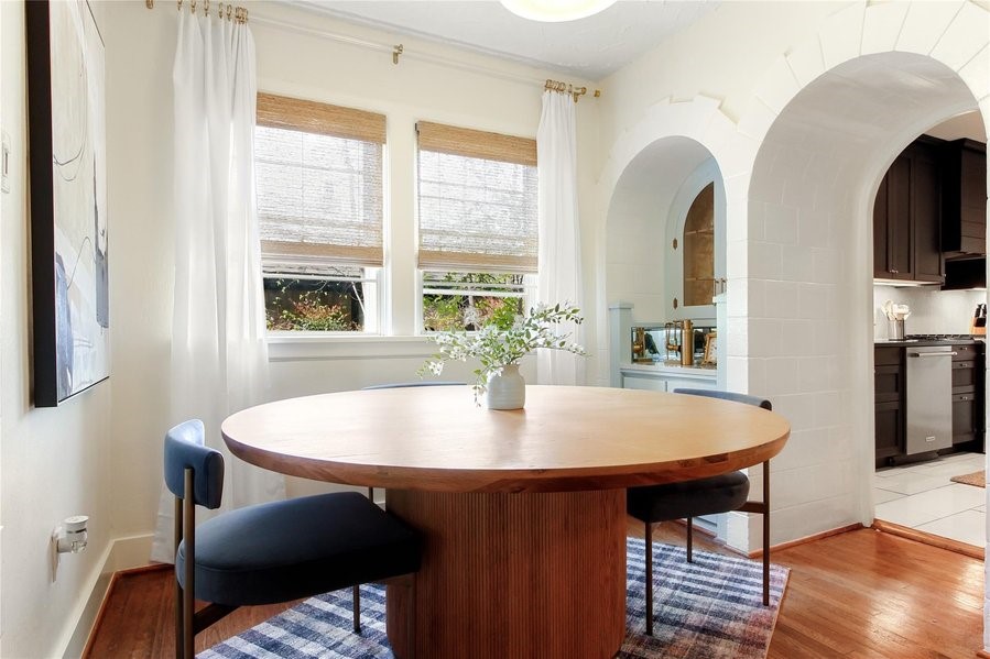 4132 Pershing Avenue