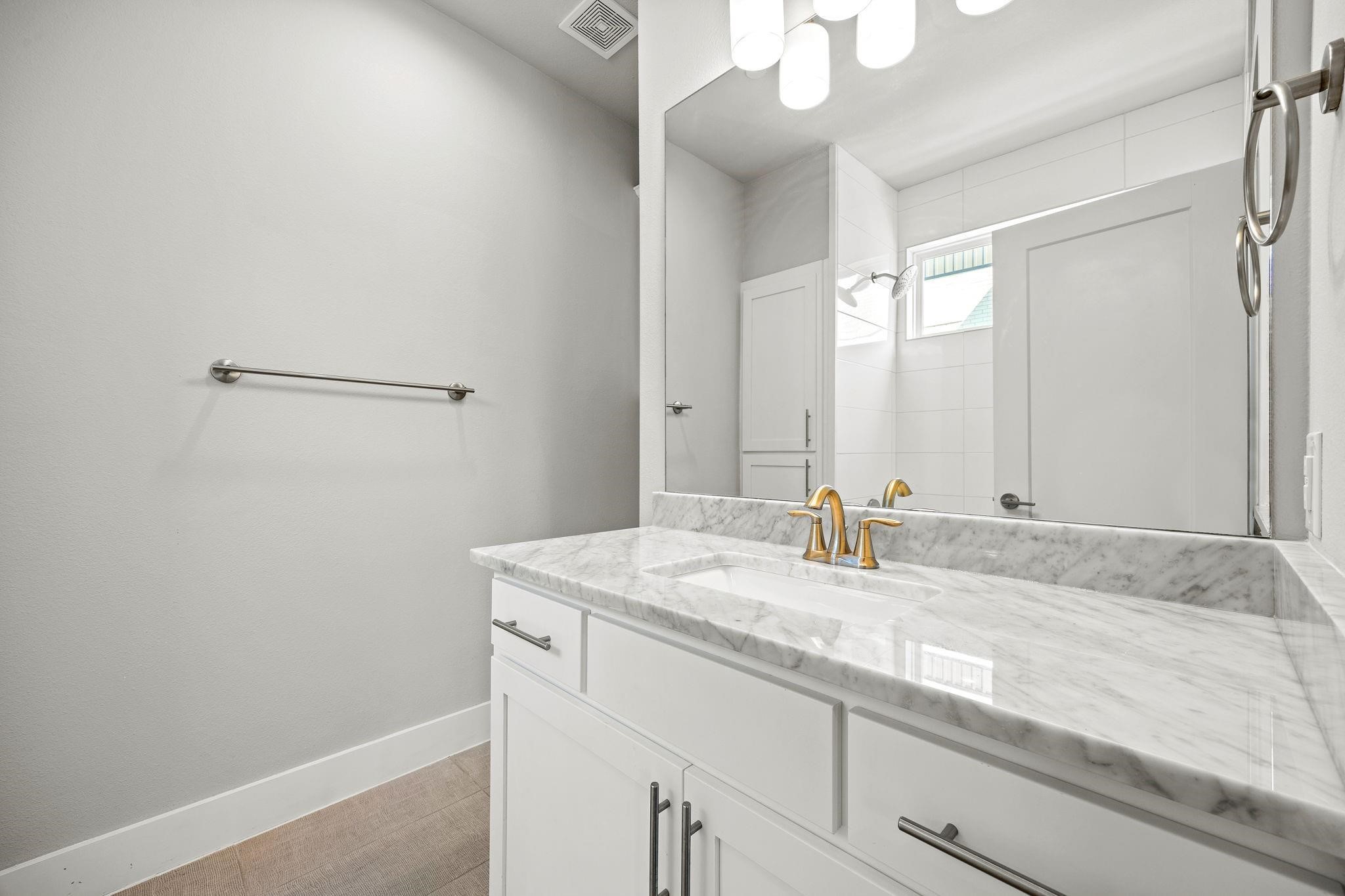 4690 Monarch Street 20