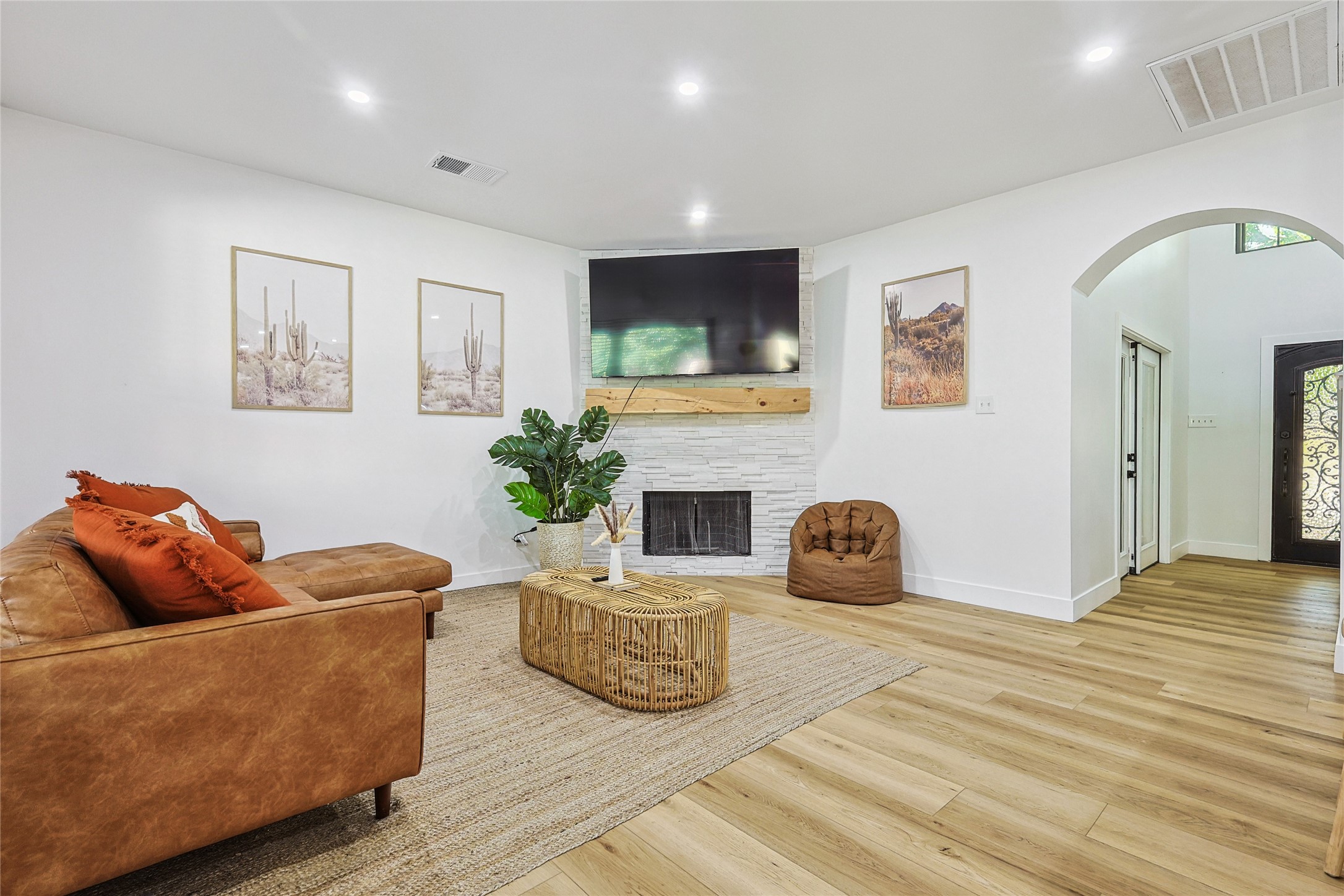 1088 Pondview Drive
