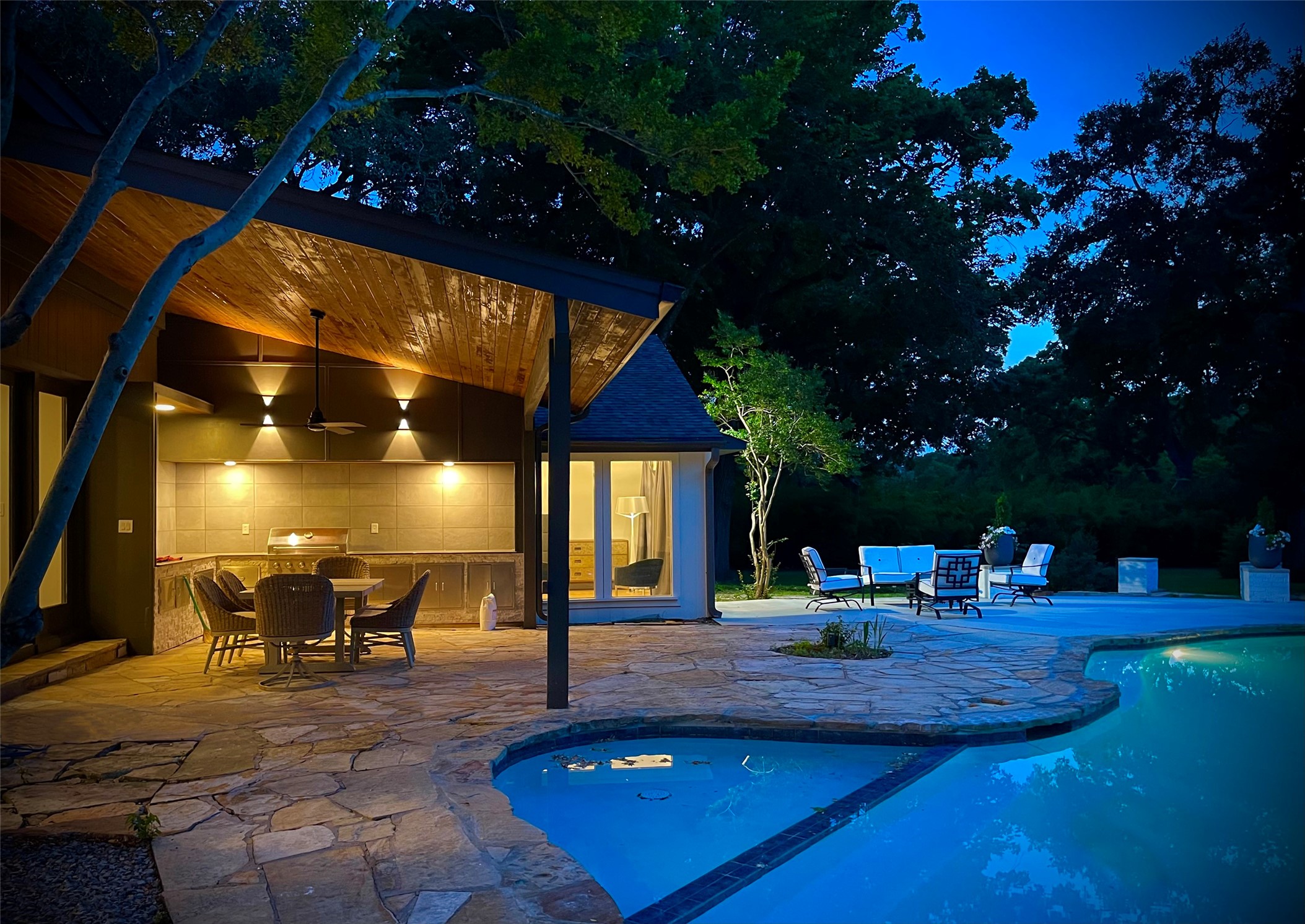 6802 Bert Lane