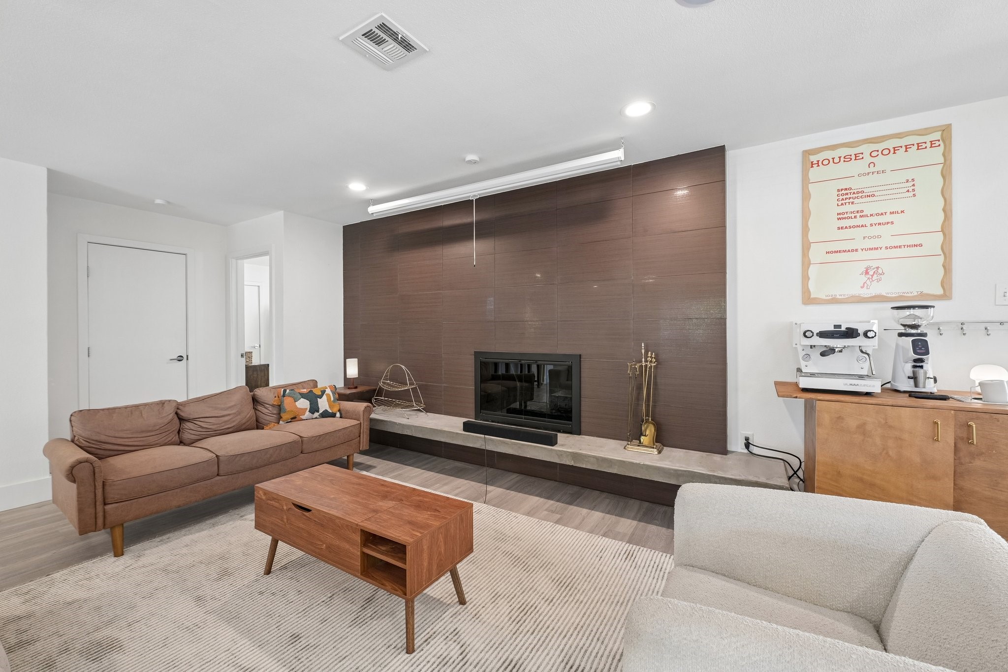1025 Wedgewood Drive