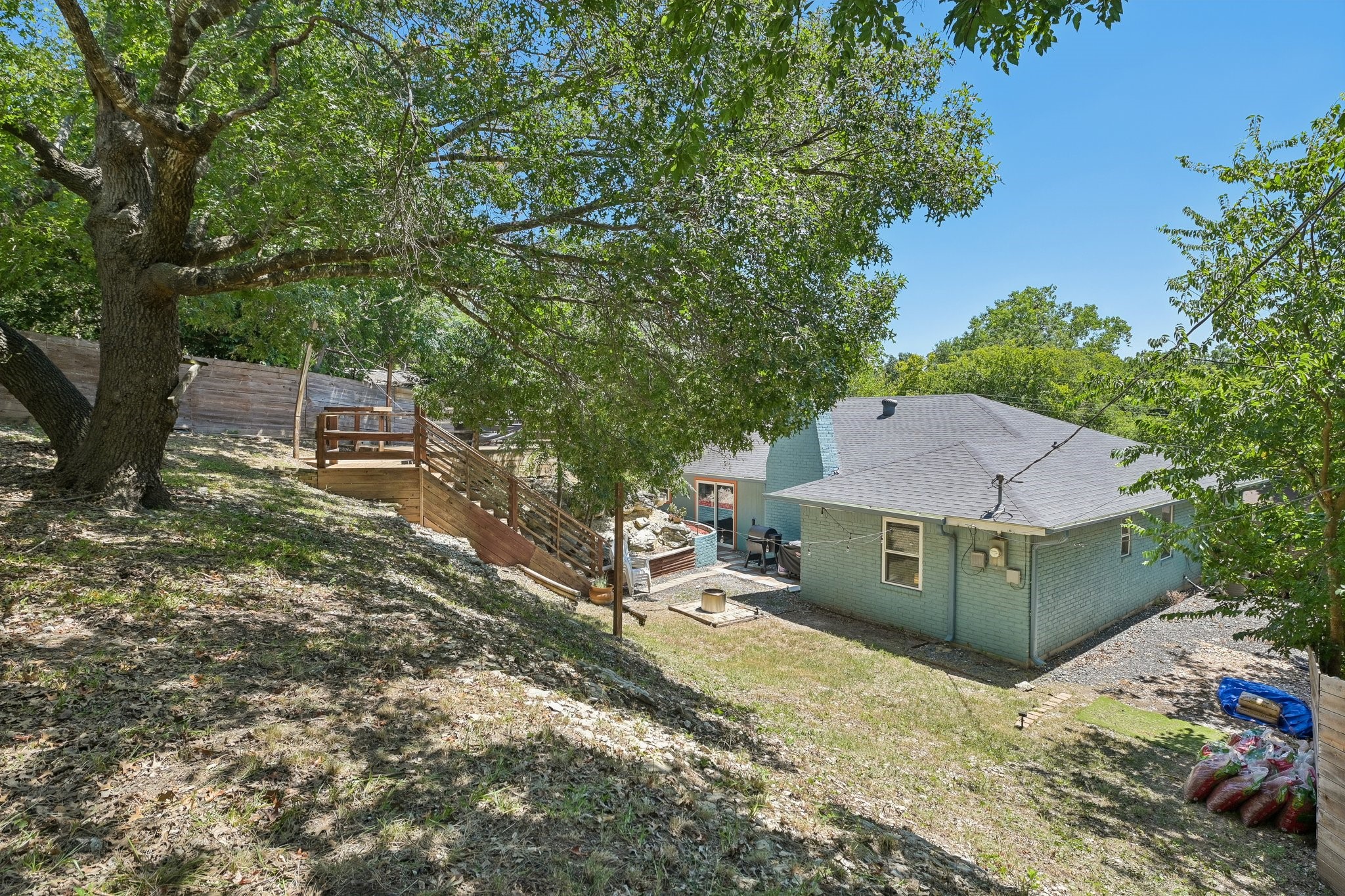 1025 Wedgewood Drive