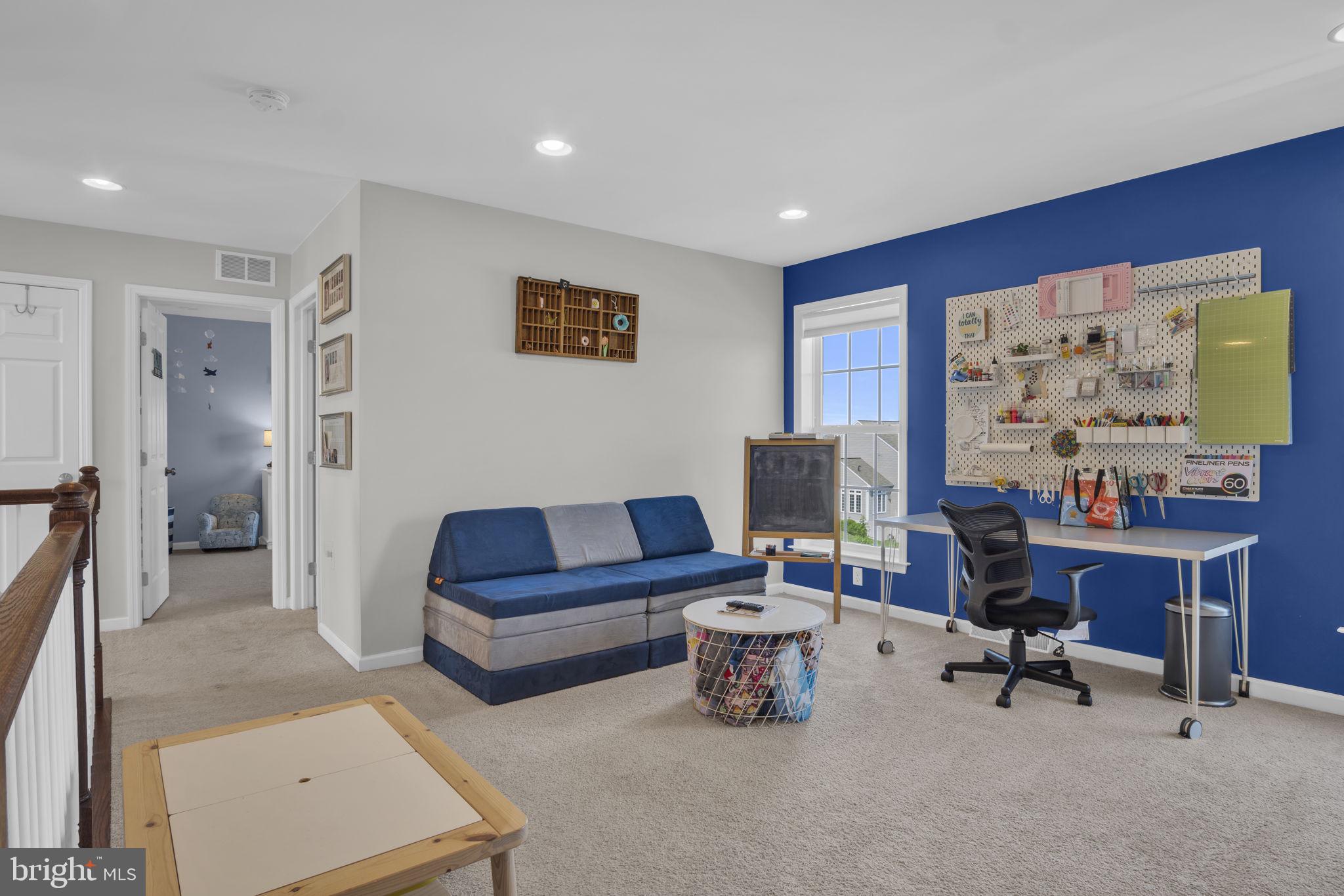 7037 BEECH TREE DRIVE