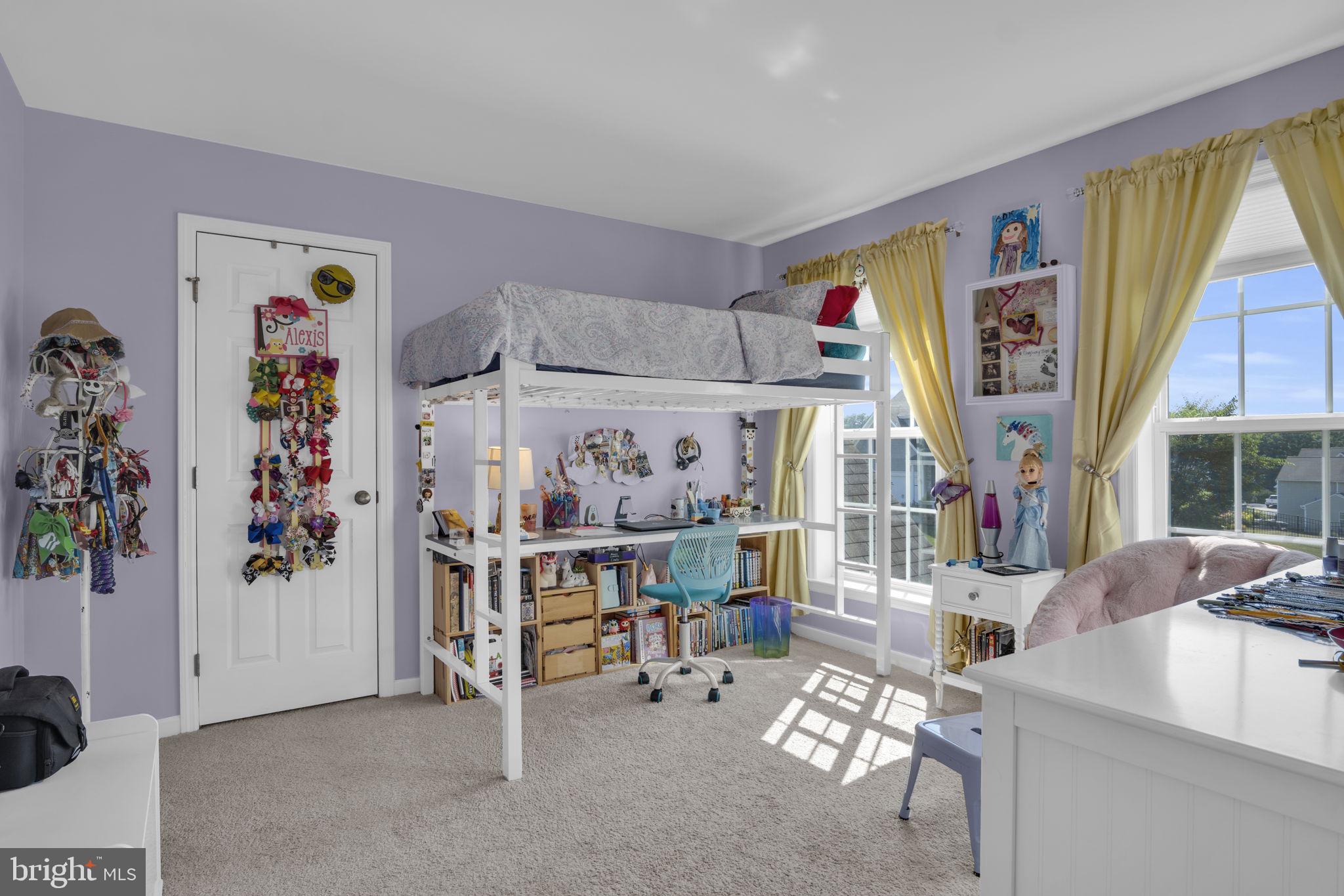 7037 BEECH TREE DRIVE